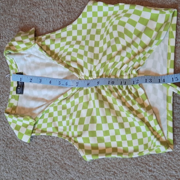 Liz & Sara 70s aesthetic crop - Picture 5 of 6